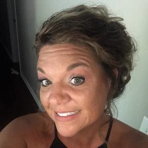 Meet your Posher, Angie